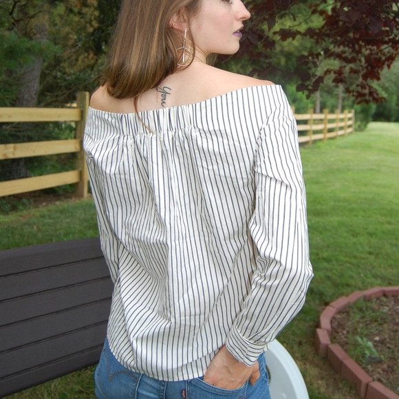 Shirt - Picture 2 of 3